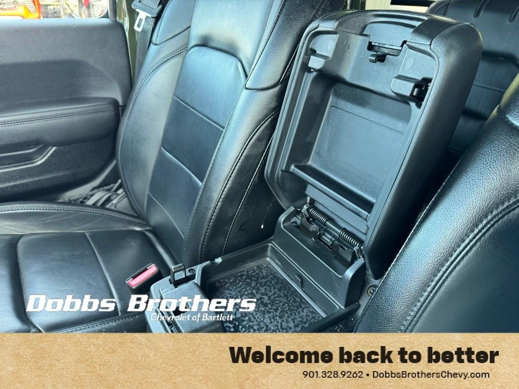 2021 Jeep Wrangler Unlimited Sahara Altitude 4x4