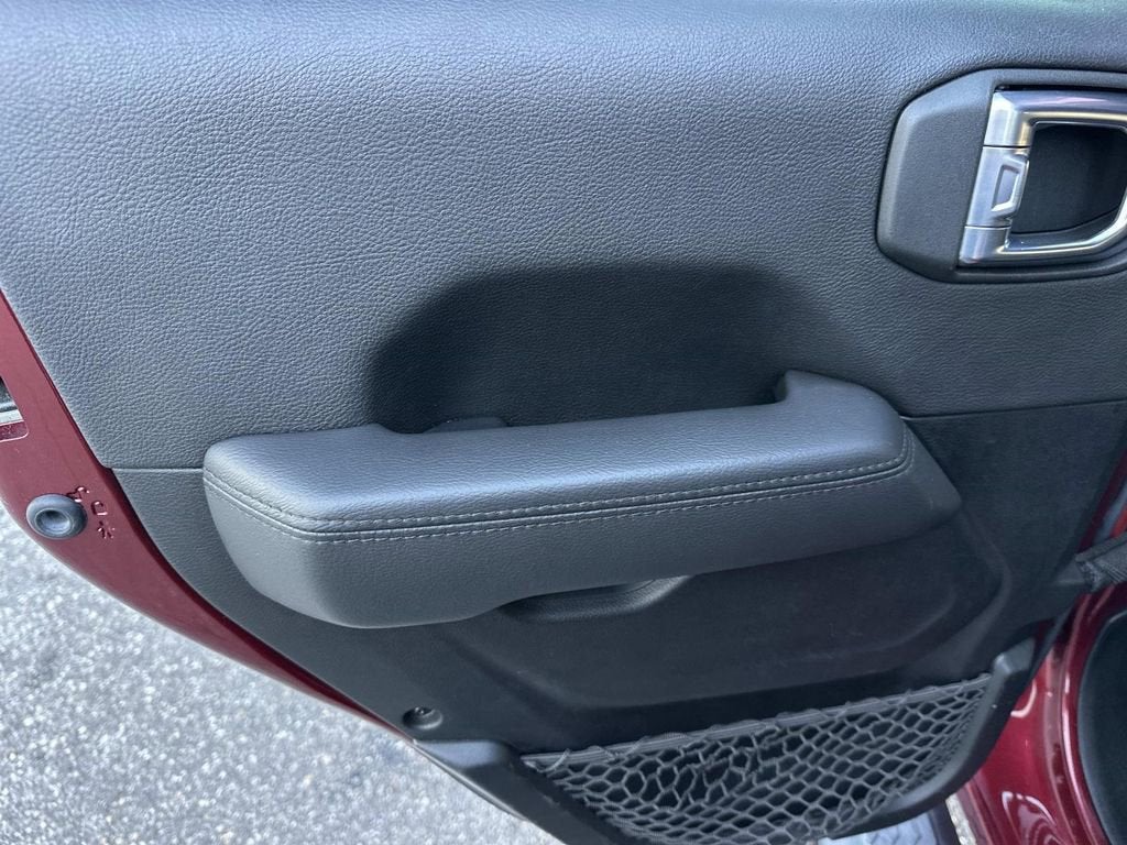 2021 Jeep Wrangler Unlimited Sahara Altitude