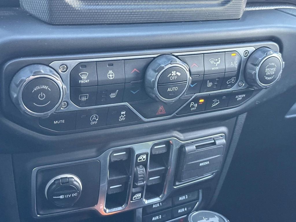 2021 Jeep Wrangler Unlimited Sahara Altitude