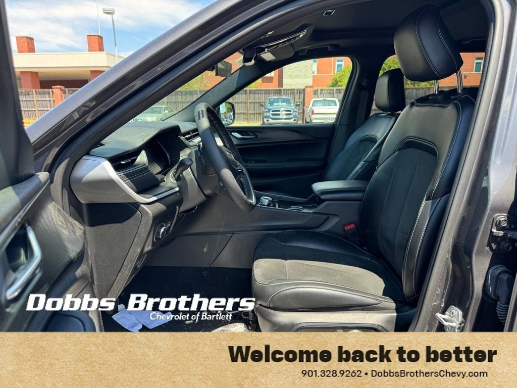 2025 Jeep Grand Cherokee L Altitude X 4x2