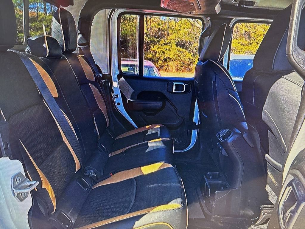 2025 Jeep Gladiator Sport S