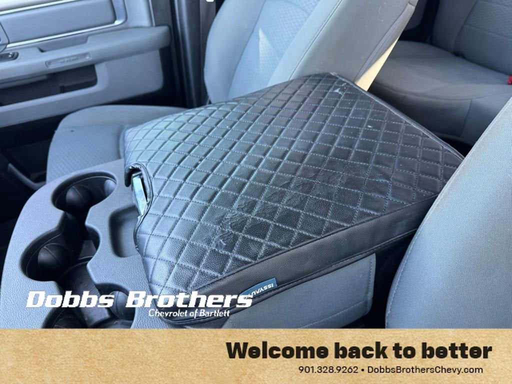 2019 RAM 1500 Classic SLT Crew Cab 4x2 6'4" Box