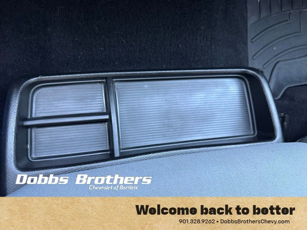 2019 RAM 1500 Classic SLT Crew Cab 4x2 6'4" Box