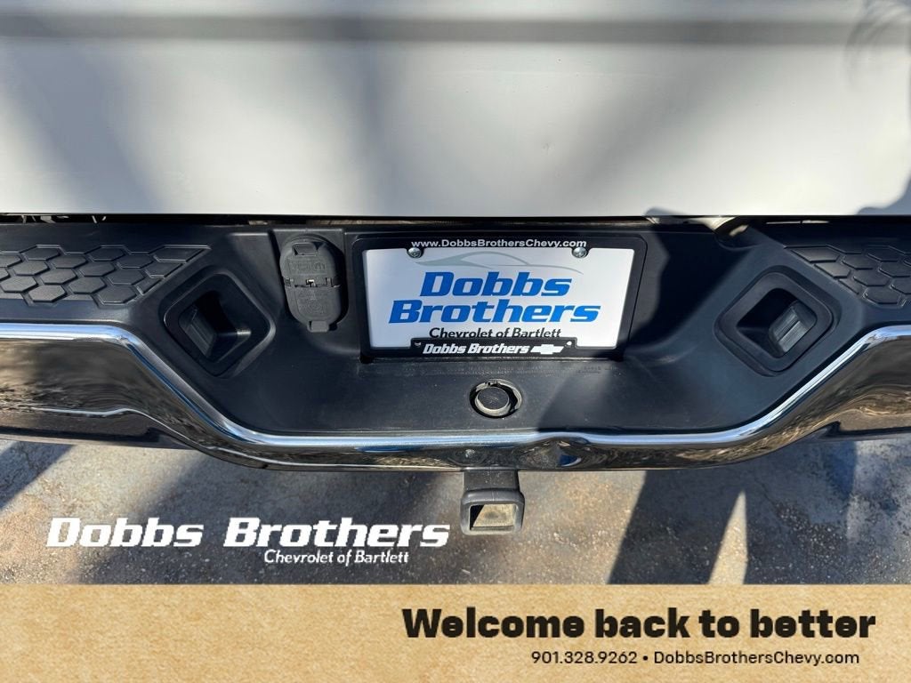 2019 RAM 1500 Classic SLT Crew Cab 4x2 6'4" Box