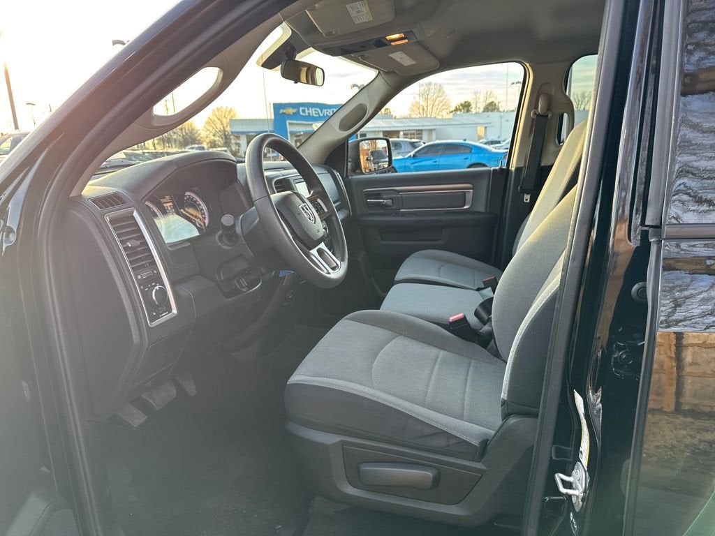 2024 RAM 1500 Classic SLT