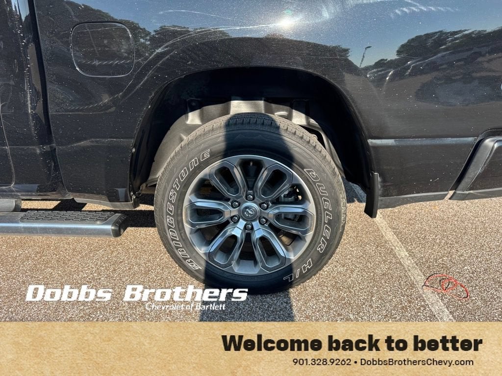 2023 RAM 1500 Laramie Crew Cab 4x4 5'7" Box