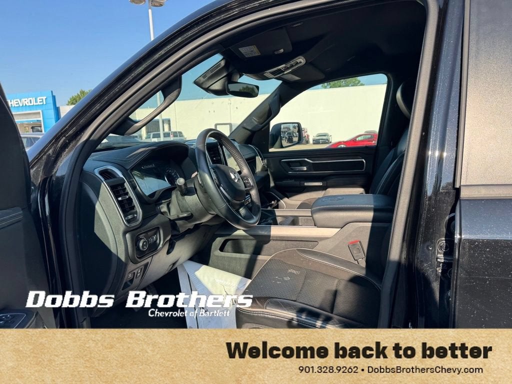 2023 RAM 1500 Laramie Crew Cab 4x4 5'7" Box
