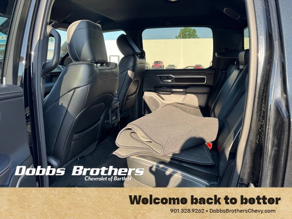 2023 RAM 1500 Laramie Crew Cab 4x4 5'7" Box