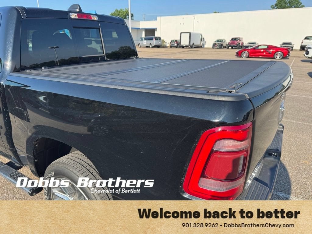 2023 RAM 1500 Laramie Crew Cab 4x4 5'7" Box