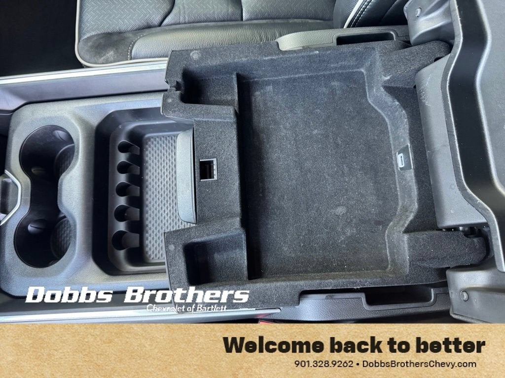 2023 RAM 1500 Laramie Crew Cab 4x4 5'7" Box