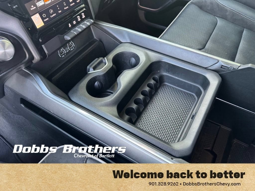 2023 RAM 1500 Laramie Crew Cab 4x4 5'7" Box