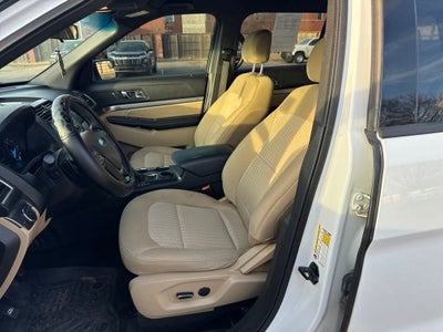 2017 Ford Explorer Base