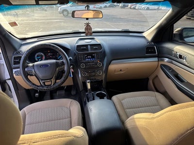 2017 Ford Explorer Base