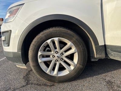 2017 Ford Explorer Base