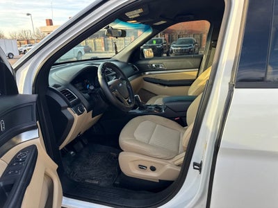 2017 Ford Explorer Base
