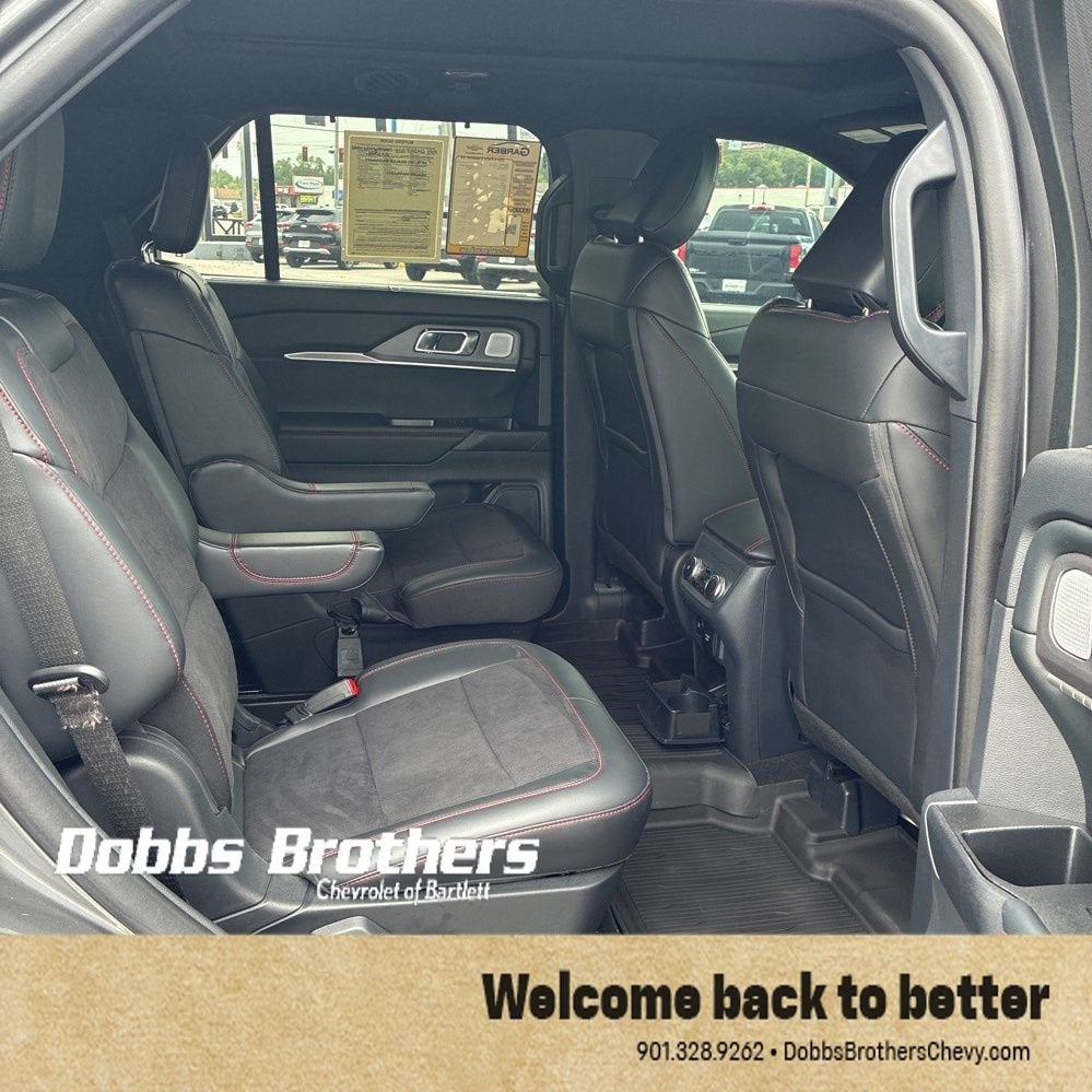 2025 Ford Explorer ST