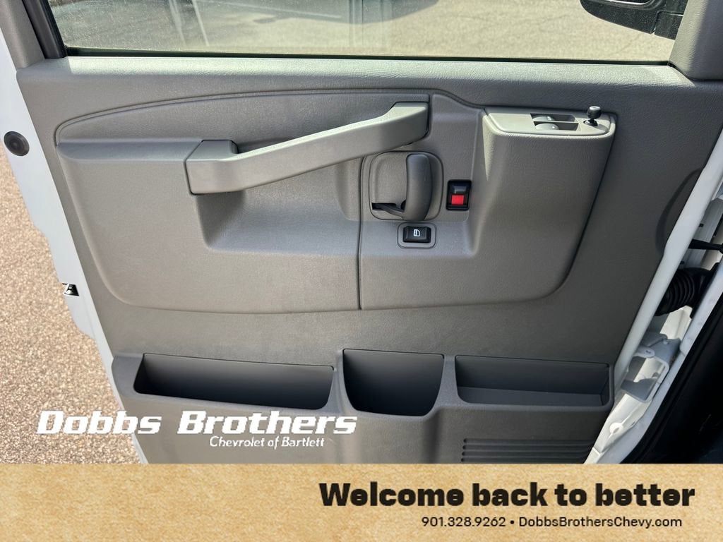 2026 Chevrolet Express Cargo WT