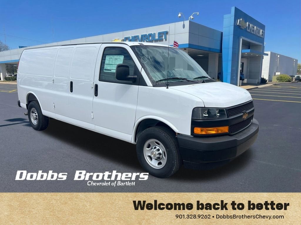 2026 Chevrolet Express Cargo WT