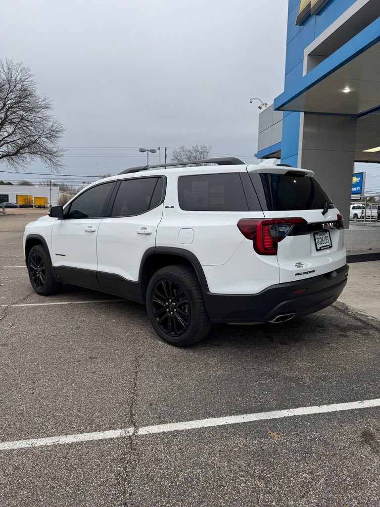 2022 GMC Acadia SLE