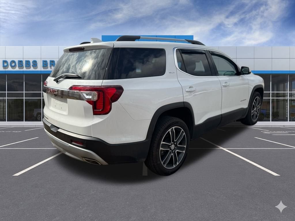 2023 GMC Acadia SLT