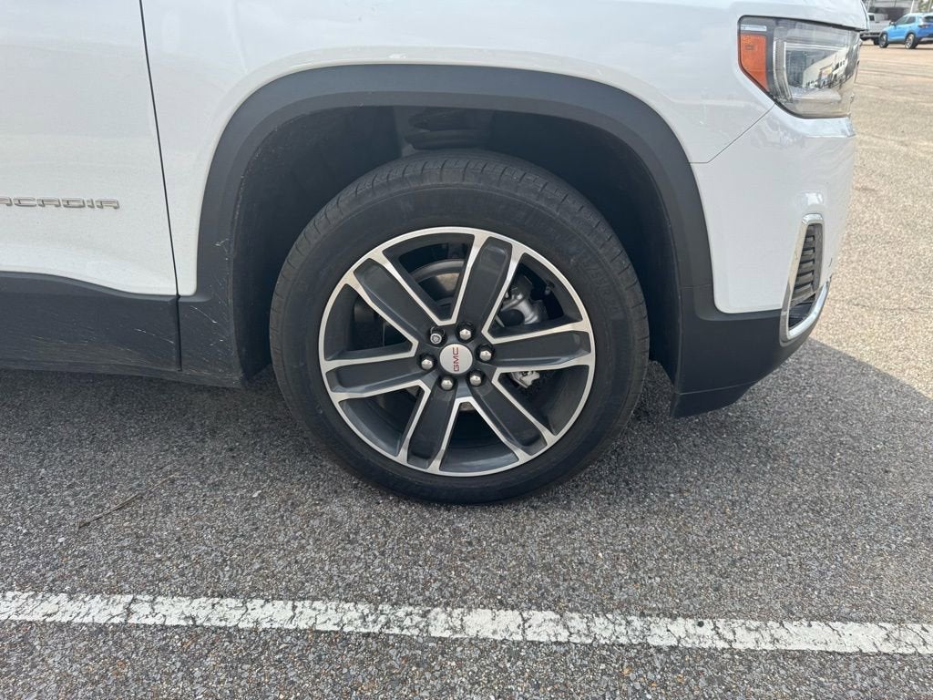2023 GMC Acadia SLT