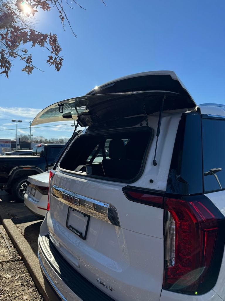 2024 GMC Yukon SLT