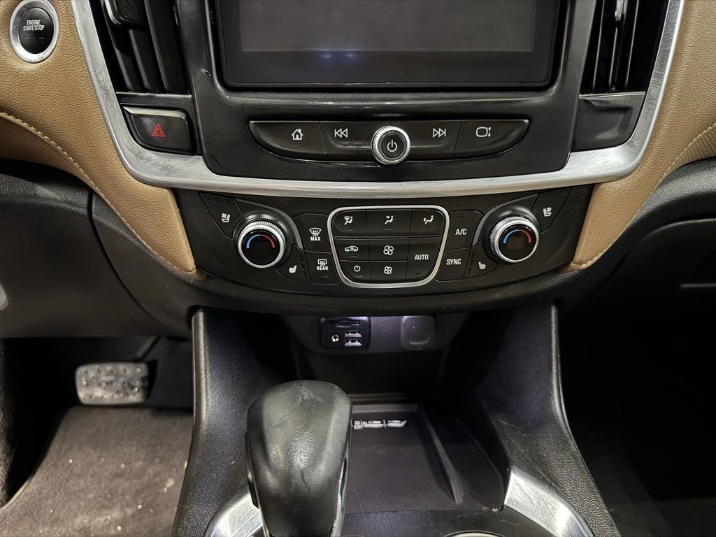 2023 Chevrolet Traverse Premier