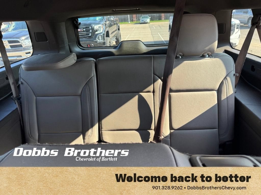 2024 Chevrolet Suburban LT