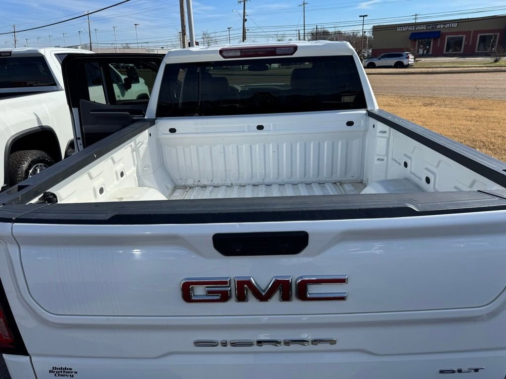 2022 GMC Sierra 1500 SLT