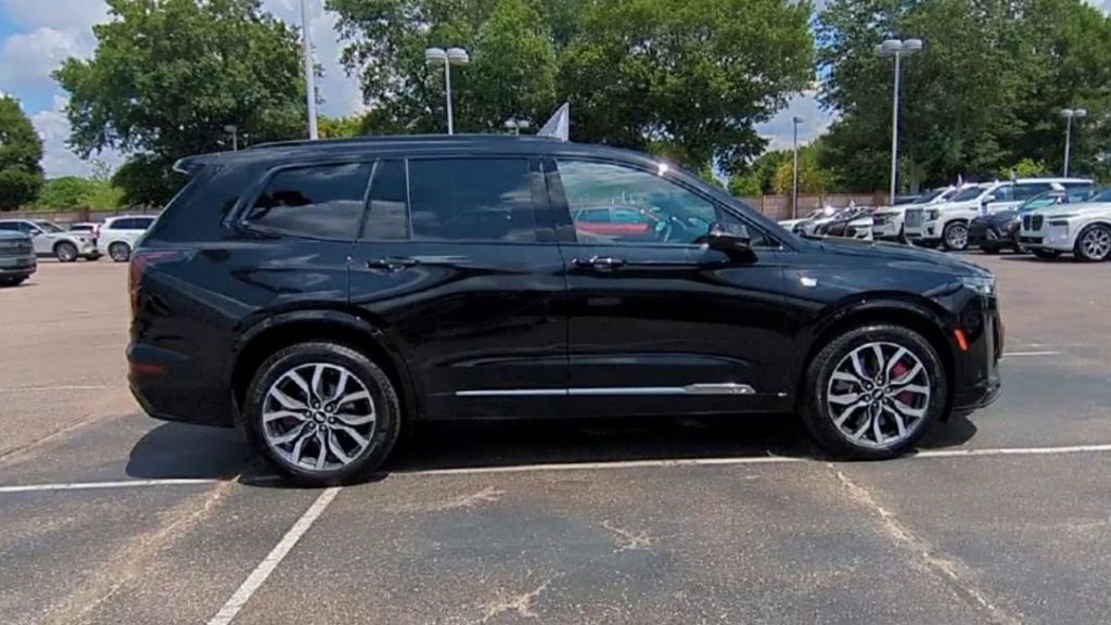 2024 Cadillac XT6 Sport
