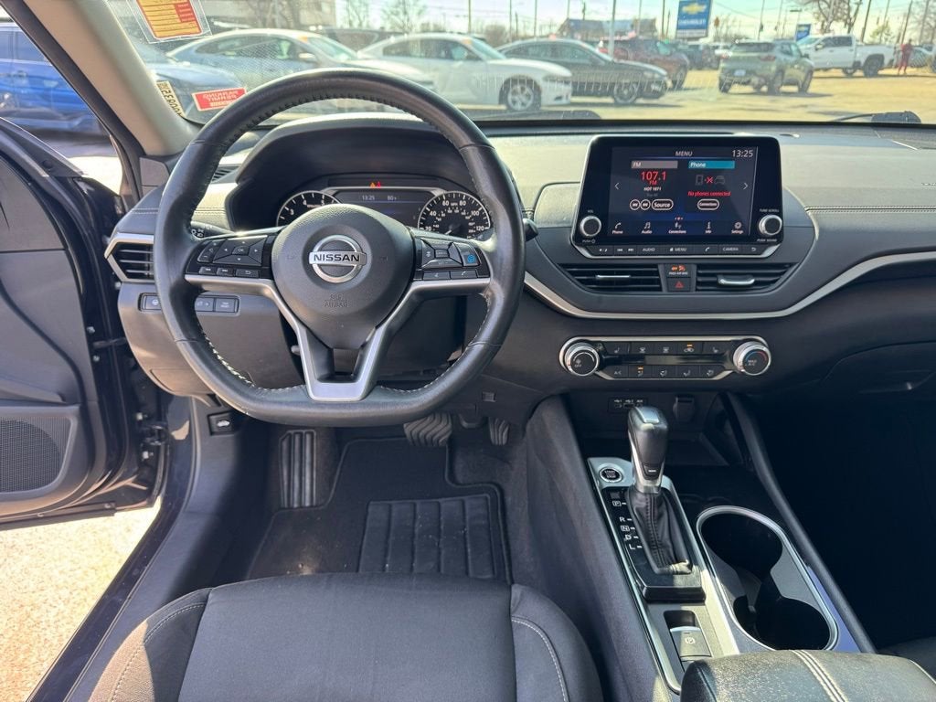 2022 Nissan Altima 2.5 SV