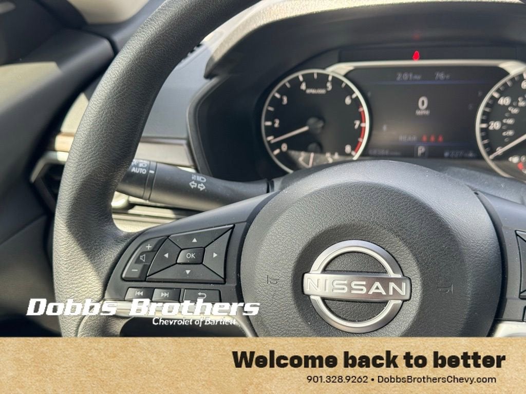 2023 Nissan Altima SV FWD