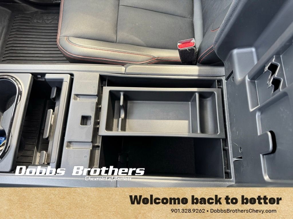 2023 Nissan TITAN Crew Cab PRO-4X 4x4
