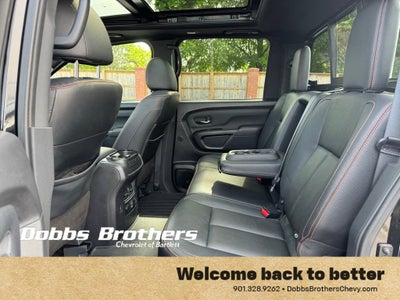 2023 Nissan TITAN Crew Cab PRO-4X 4x4