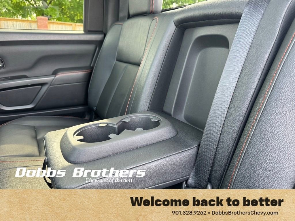 2023 Nissan TITAN Crew Cab PRO-4X 4x4