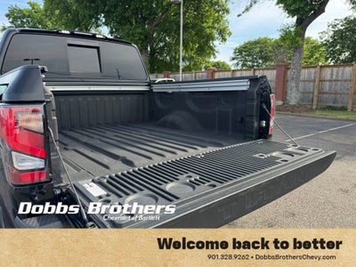2023 Nissan TITAN Crew Cab PRO-4X 4x4