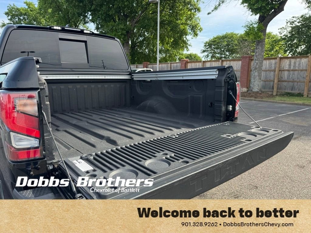 2023 Nissan TITAN Crew Cab PRO-4X 4x4