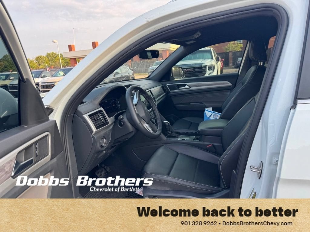 2023 Volkswagen Atlas Cross Sport 2.0T SE w/Technology