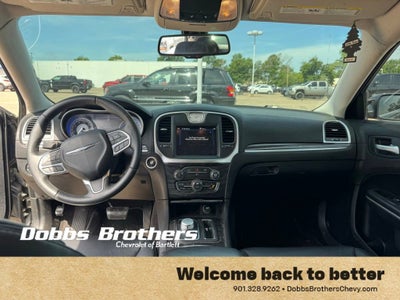 2018 Chrysler 300 Touring L