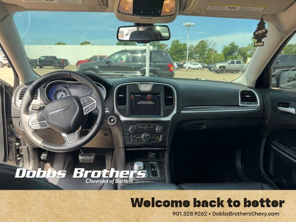 2018 Chrysler 300 Touring L