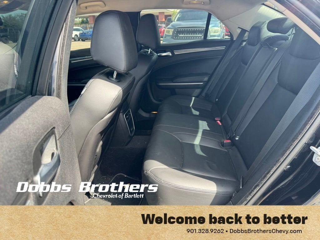 2018 Chrysler 300 Touring L