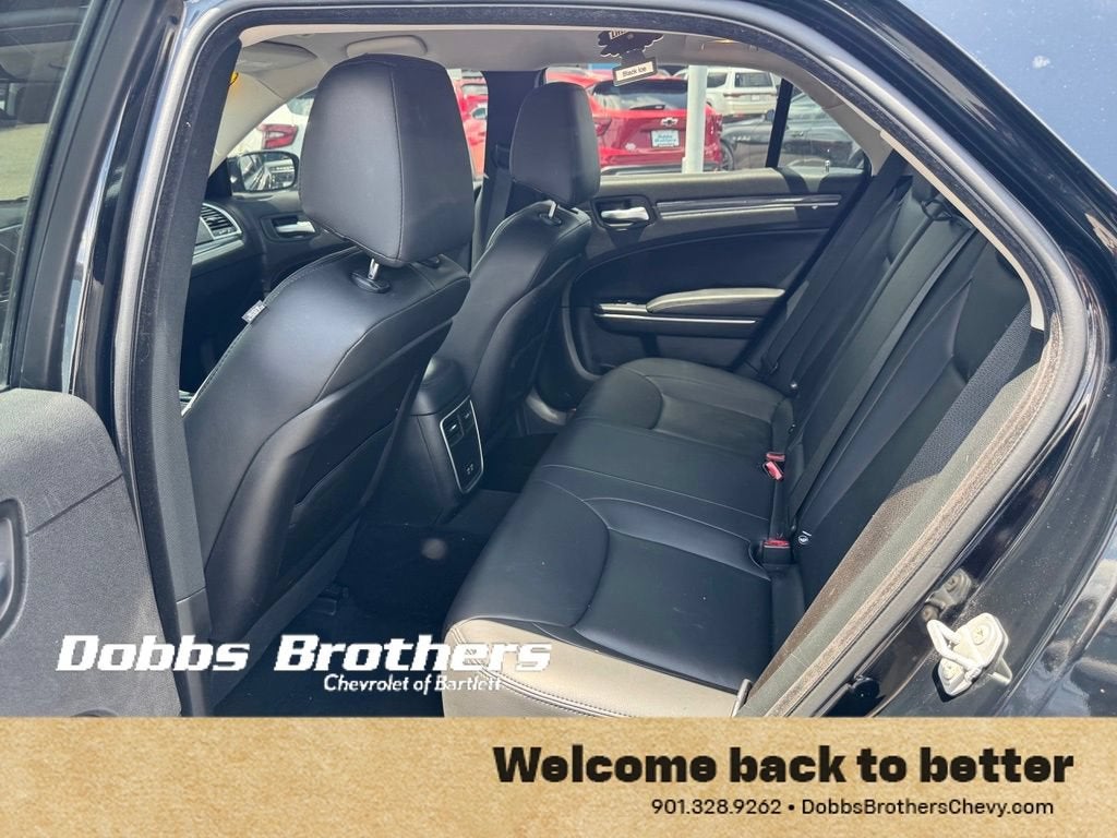 2018 Chrysler 300 Touring L