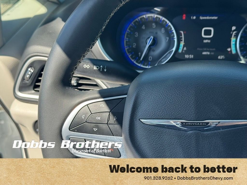 2023 Chrysler Pacifica Touring L