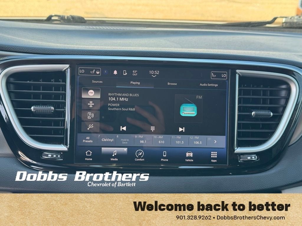 2023 Chrysler Pacifica Touring L