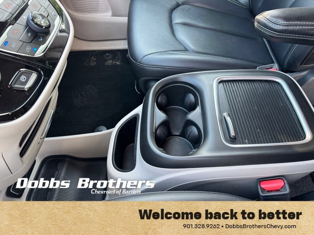 2024 Chrysler Pacifica Touring L