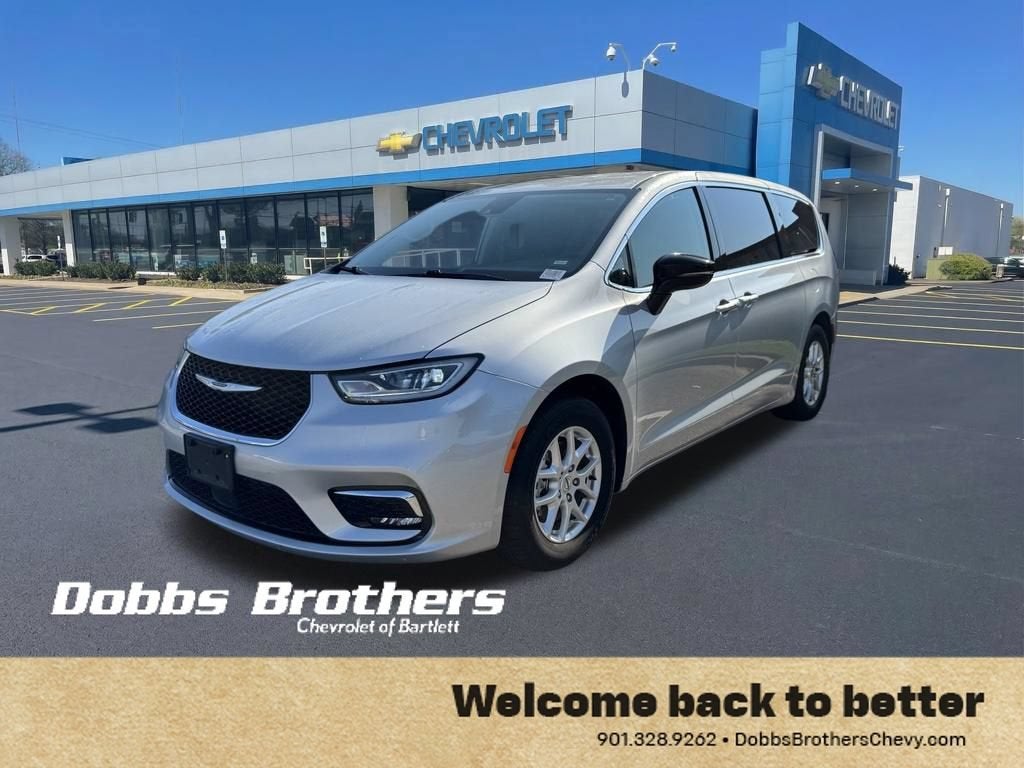 2024 Chrysler Pacifica Touring L