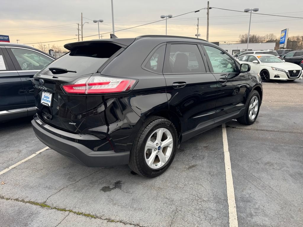 2022 Ford Edge SE