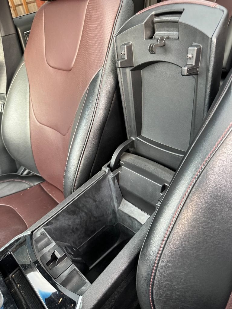 2020 Ford Edge Titanium