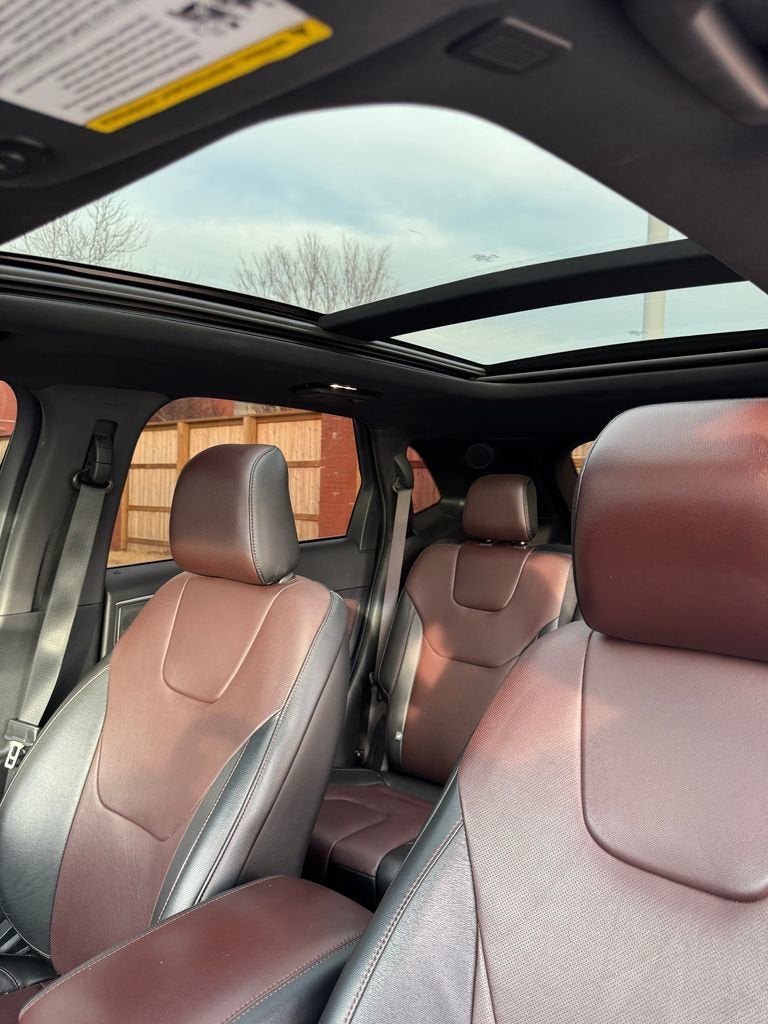 2020 Ford Edge Titanium