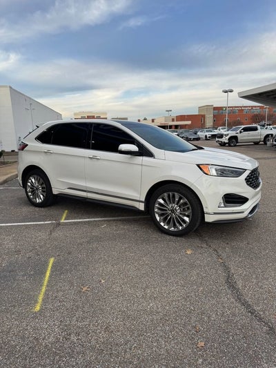 2020 Ford Edge Titanium